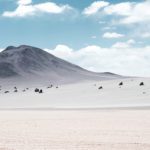 Weite, helle Wüste zwischen Atacama, Chile und Uyuni, Bolivien